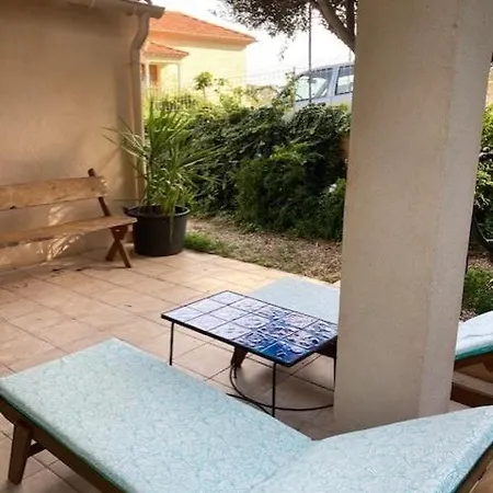Apartmán Bastidon, 5 People Near Beach, Sea View, Quiet *