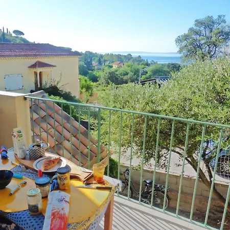 Bastidon, 5 People Near Beach, Sea View, Quiet Appartement Le Lavandou