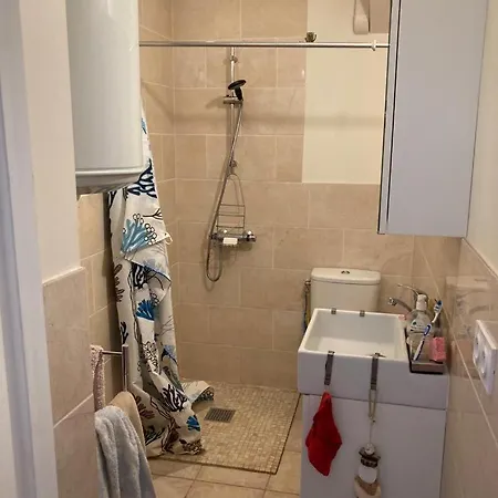 Bastidon, 5 People Near Beach, Sea View, Quiet Apartmán Le Lavandou