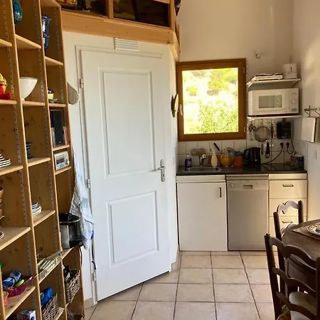 Апартаменти Bastidon, 5 People Near Beach, Sea View, Quiet *