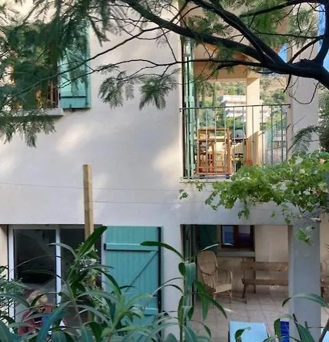 Bastidon, 5 People Near Beach, Sea View, Quiet Apartman Le Lavandou