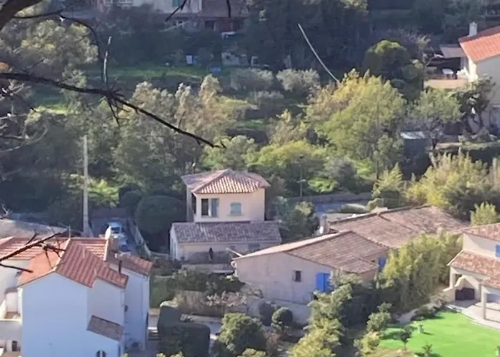 Bastidon, 5 People Near Beach, Sea View, Quiet *